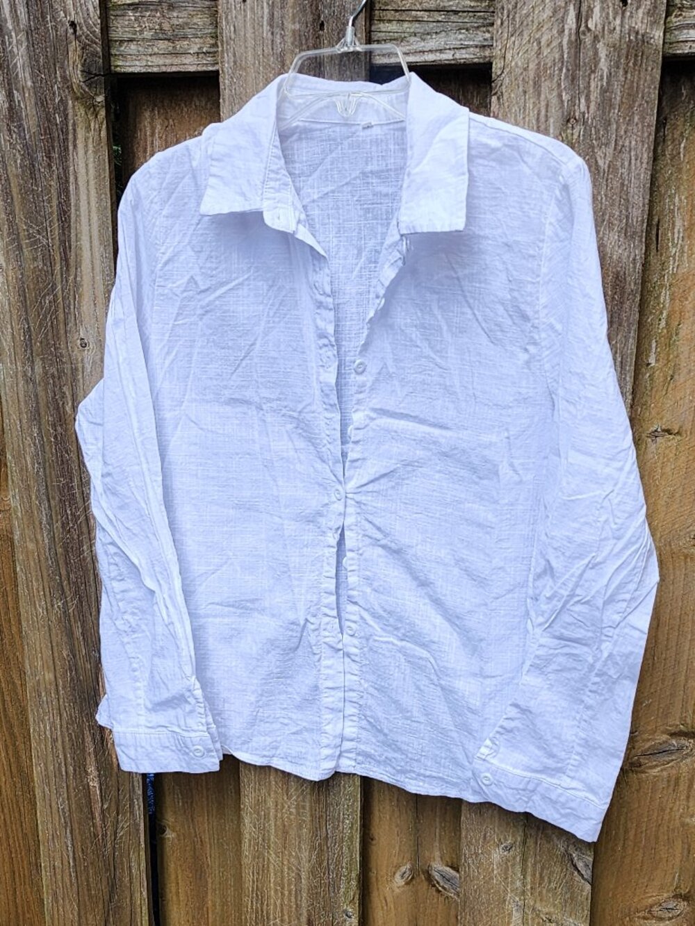*NWOT* Womens size 12 button front white linen shirt